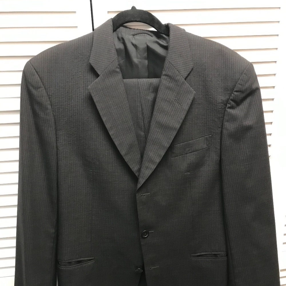 Mens  suits size 38 - 40 Short, pants size 32